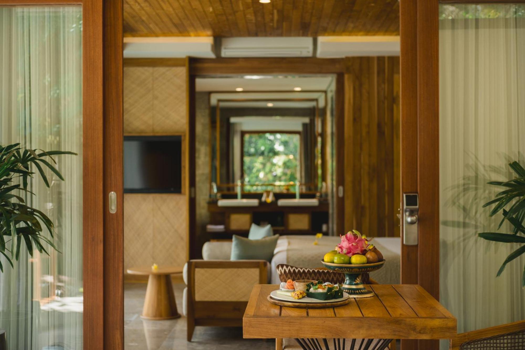 乌布 阿迪瓦娜苏维塔-Chse认证酒店 外观 照片 A suite at the resort
